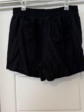 Briggs New York Black Elastic Waist Pocket Shorts